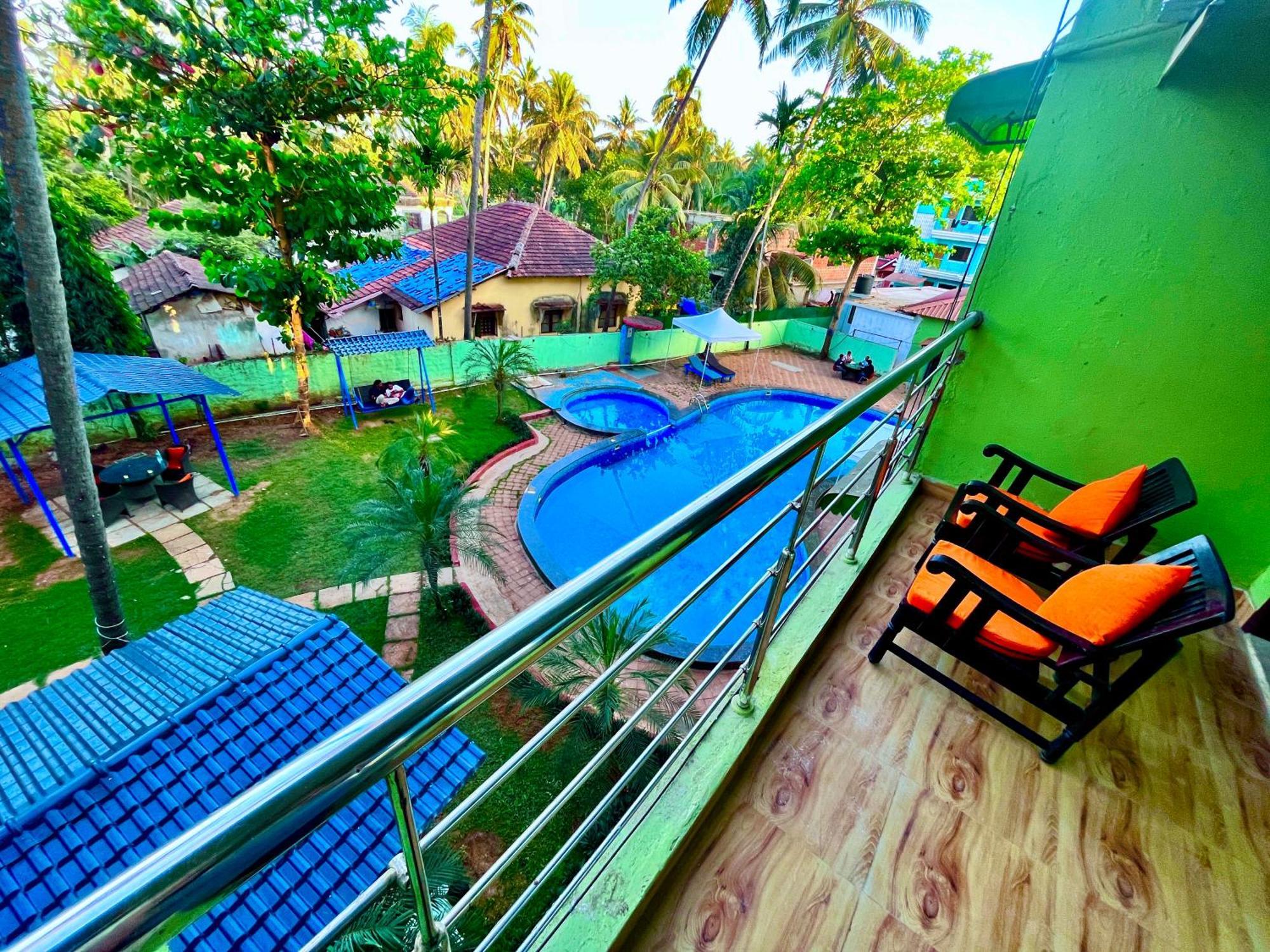 Summer Beach Resort, Goa - #Near Baga Beach #Swimming Pool #Garden #Bar #Lift #Premium Rooms #Property Of The Year #70565-84665 Calangute Eksteriør billede