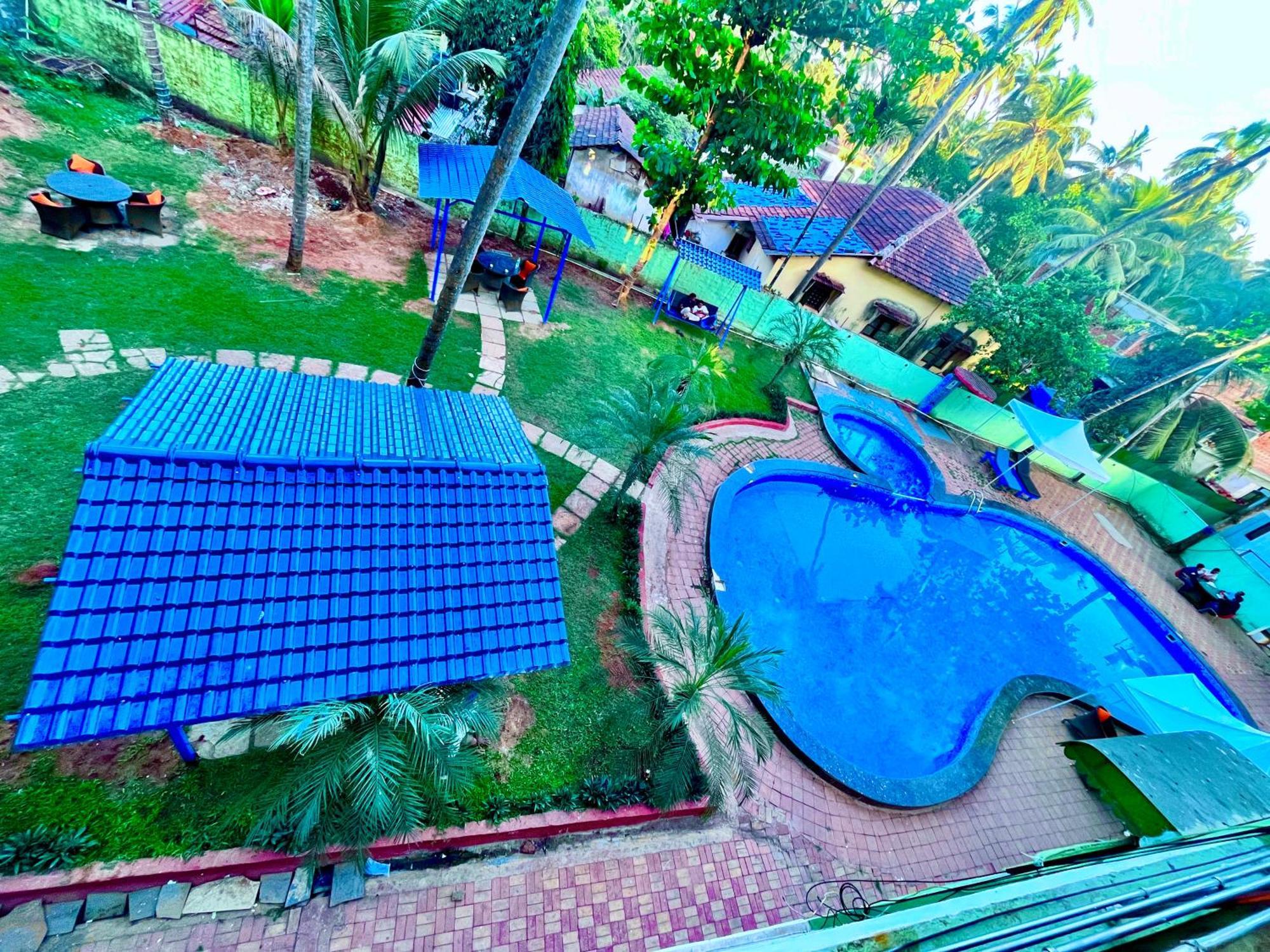 Summer Beach Resort, Goa - #Near Baga Beach #Swimming Pool #Garden #Bar #Lift #Premium Rooms #Property Of The Year #70565-84665 Calangute Eksteriør billede