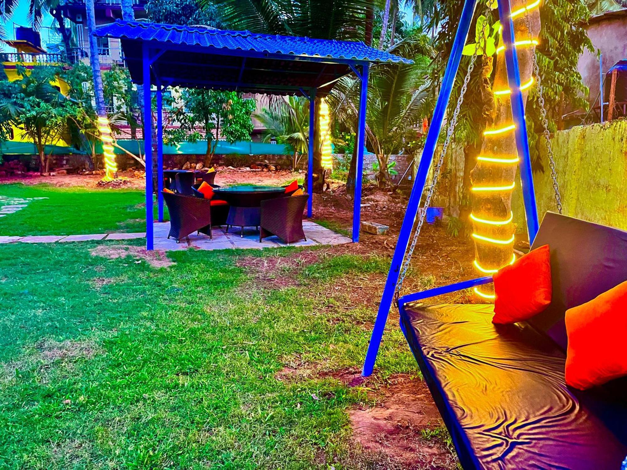 Summer Beach Resort, Goa - #Near Baga Beach #Swimming Pool #Garden #Bar #Lift #Premium Rooms #Property Of The Year #70565-84665 Calangute Eksteriør billede